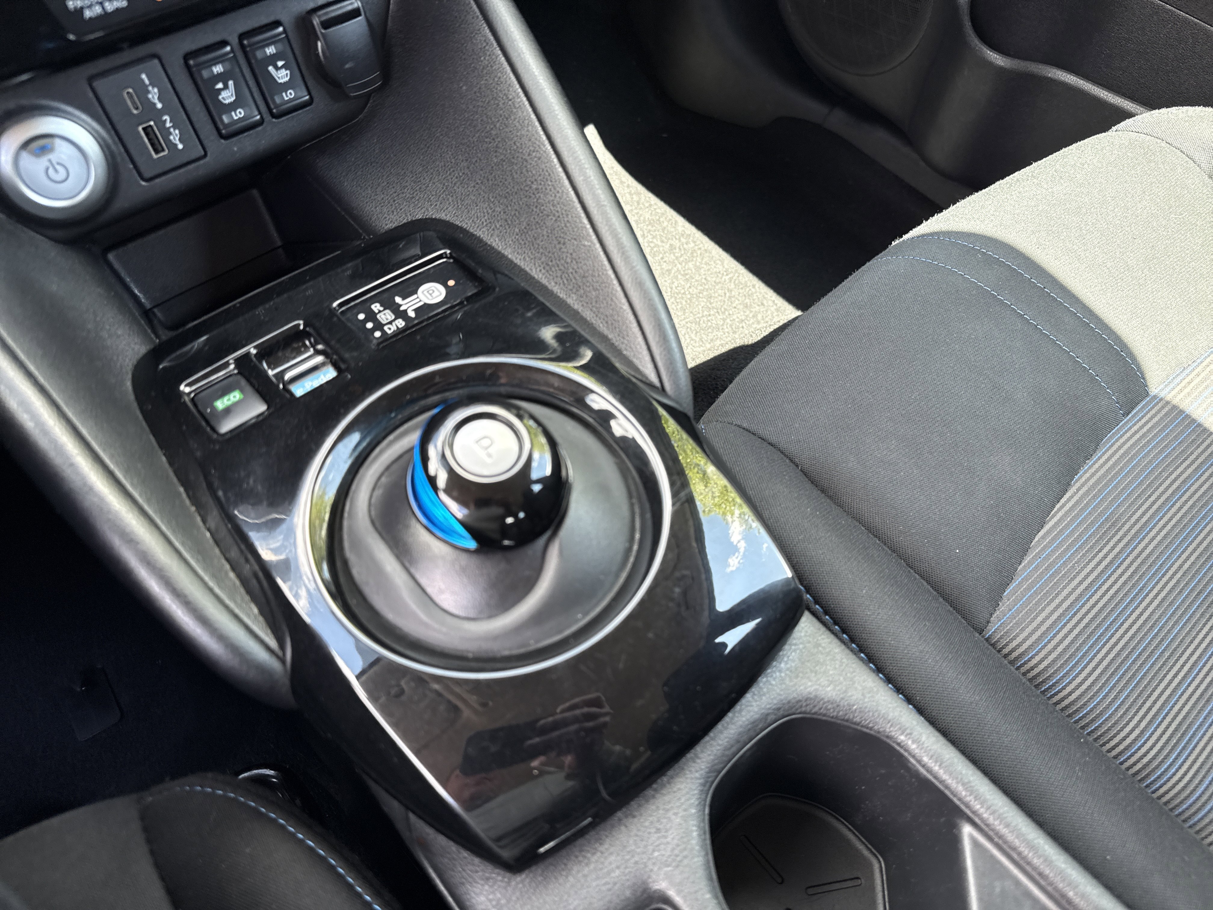 Certified 2024 Nissan Leaf SV Plus FWD image 23
