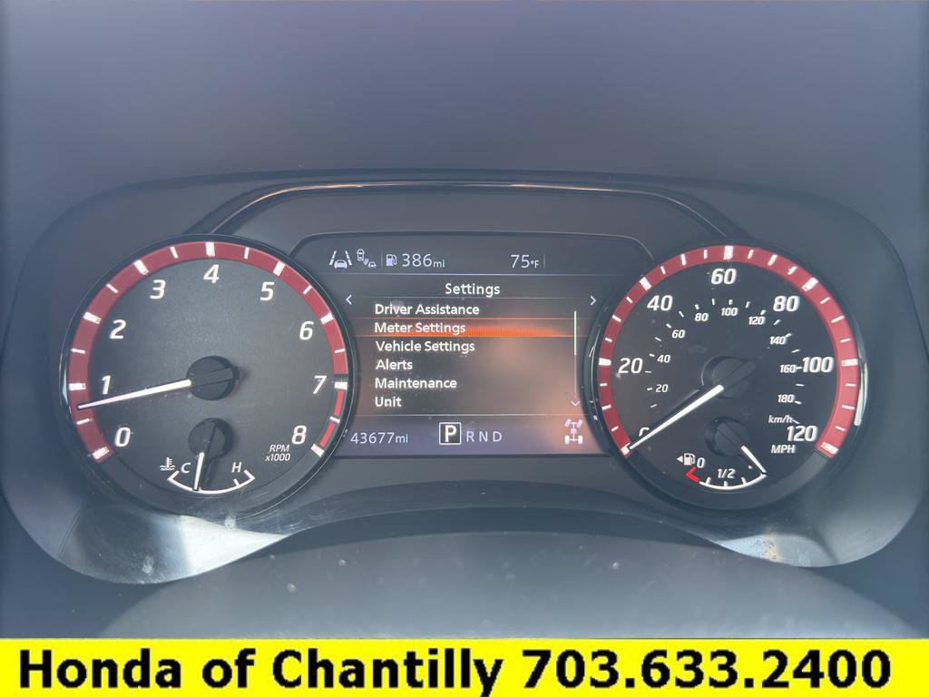 Used 2022 Nissan Frontier PRO-4X w/ Technology Package AWD/4WD image 9