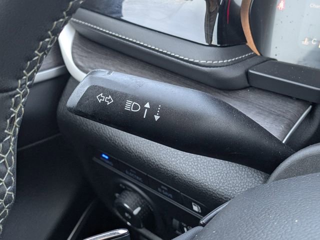 Used 2022 Jeep Grand Cherokee Limited 4xe image 27