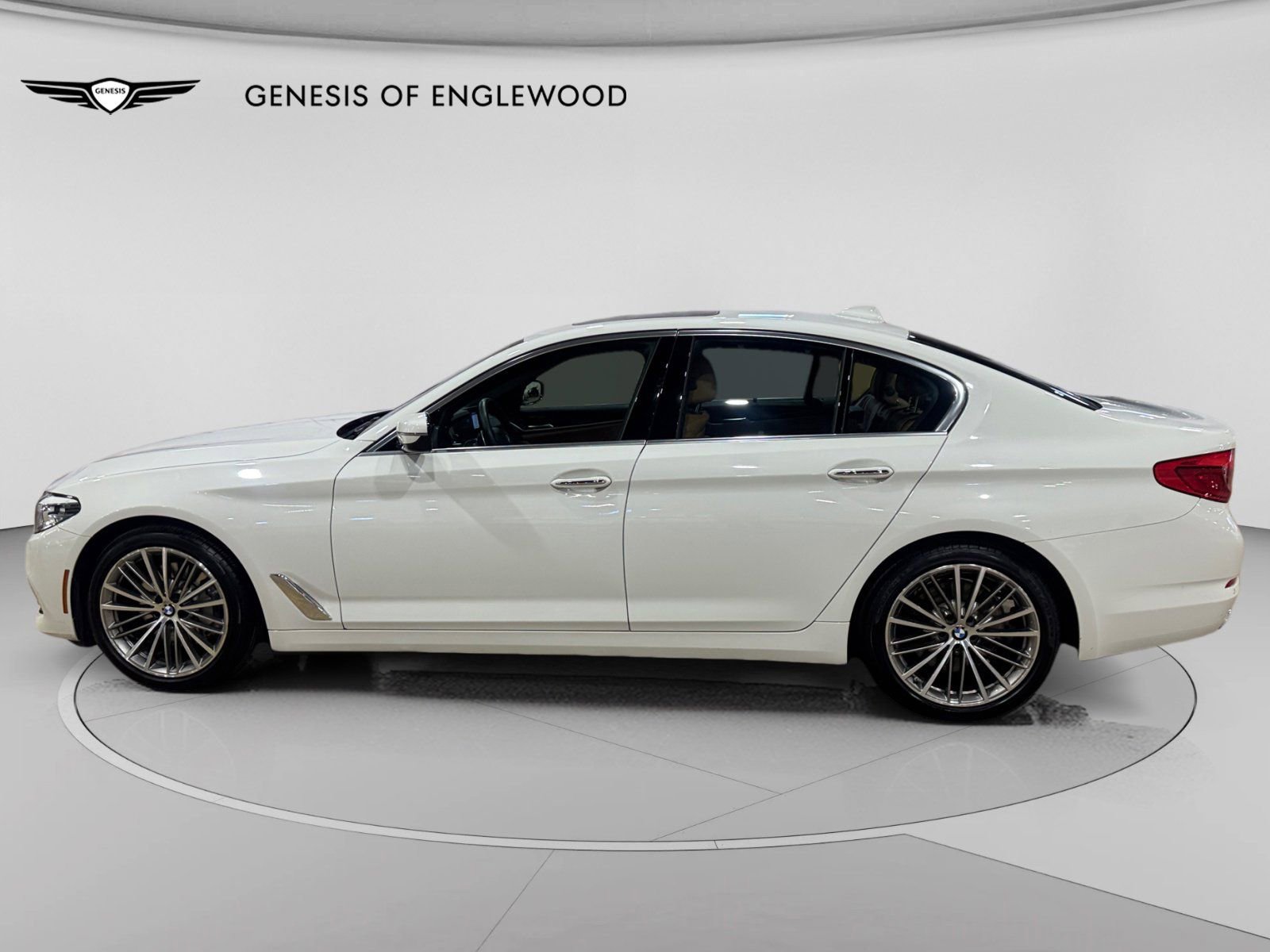 Used 2018 BMW 540i xDrive AWD/4WD image 13
