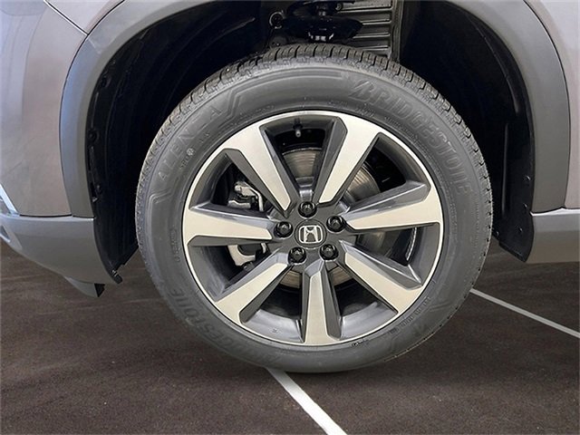 New 2025 Honda Pilot Elite image 12