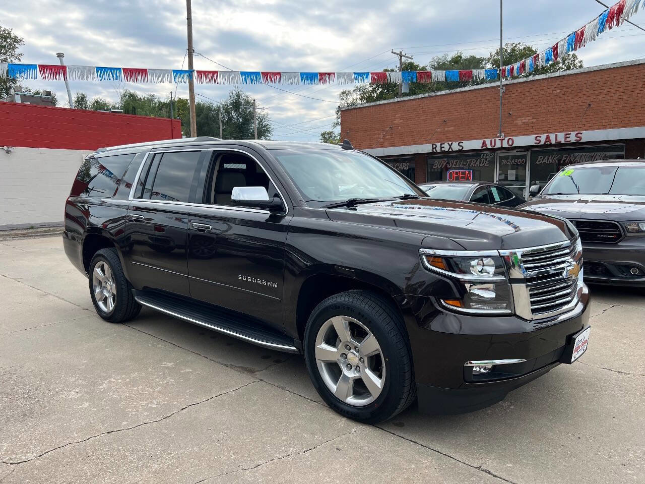 Used 2018 Chevrolet Suburban Premier image 4