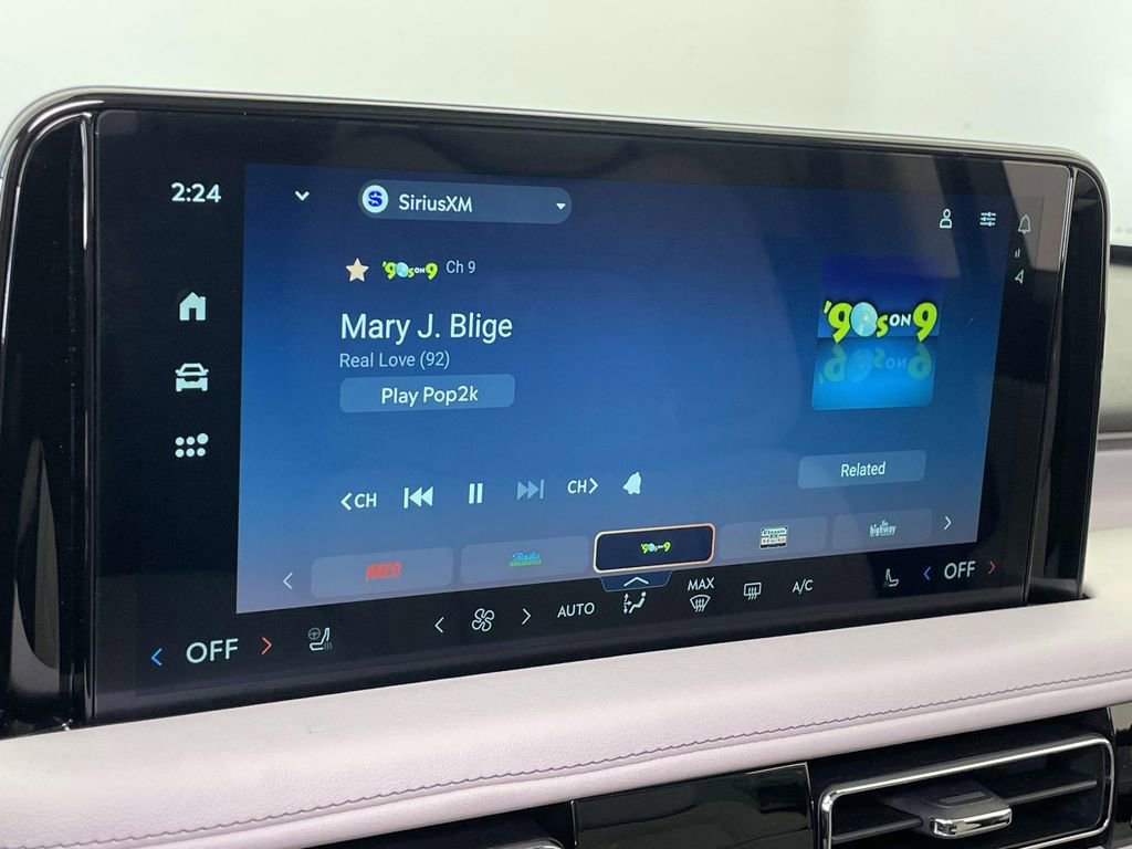 Used 2026 Lincoln Aviator Reserve image 29