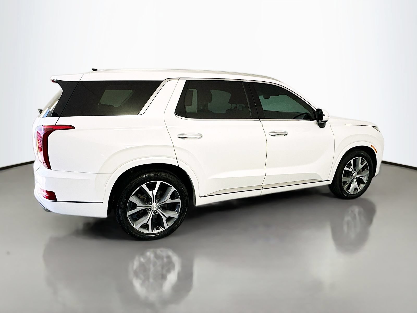 Used 2021 Hyundai Palisade Limited FWD image 8
