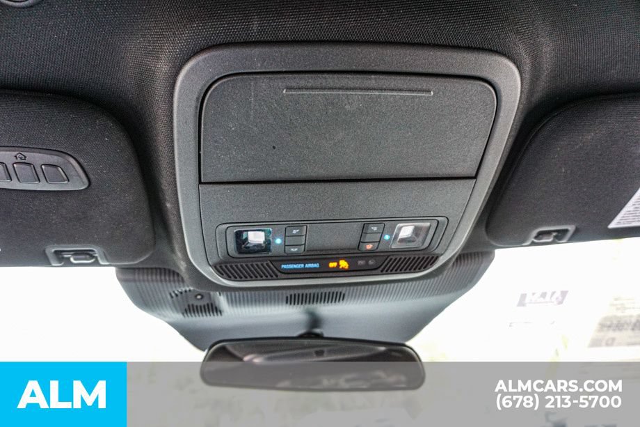Used 2025 Ford Explorer ST-Line AWD/4WD image 34