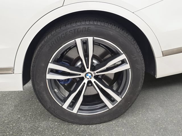 Used 2021 BMW X7 M50i AWD/4WD image 33