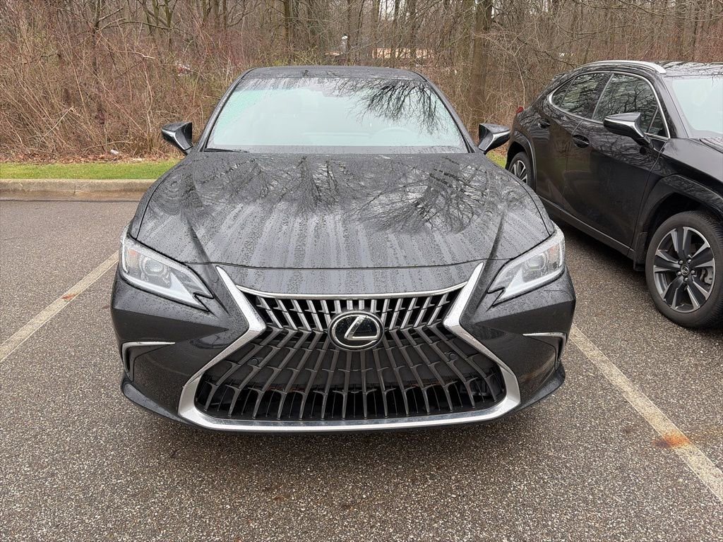 Used 2023 Lexus ES 350 w/ Premium Package image 2