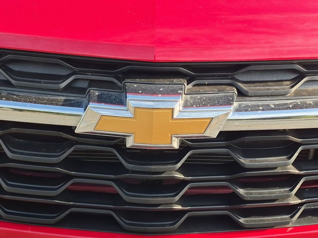 Used 2026 Chevrolet Trax LS FWD image 10