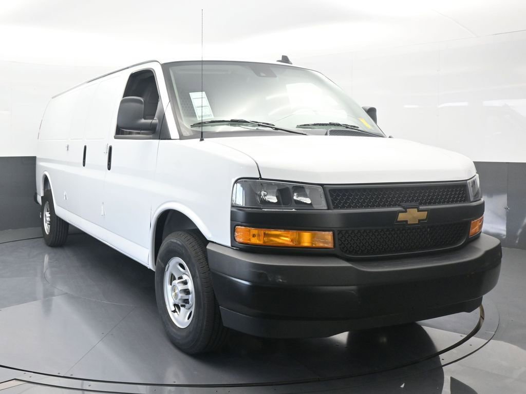 New 2025 Chevrolet Express 3500 Extended w/ Driver Convenience Package RWD image 9