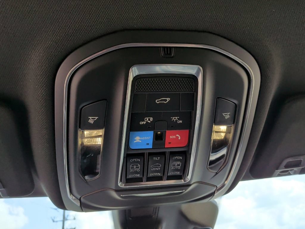 New 2026 Jeep Grand Cherokee Limited AWD/4WD image 22