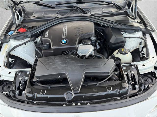 Used 2017 BMW 320i xDrive Sedan image 21