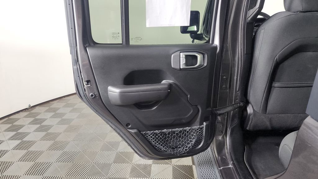 Used 2019 Jeep Wrangler Unlimited Sport image 27