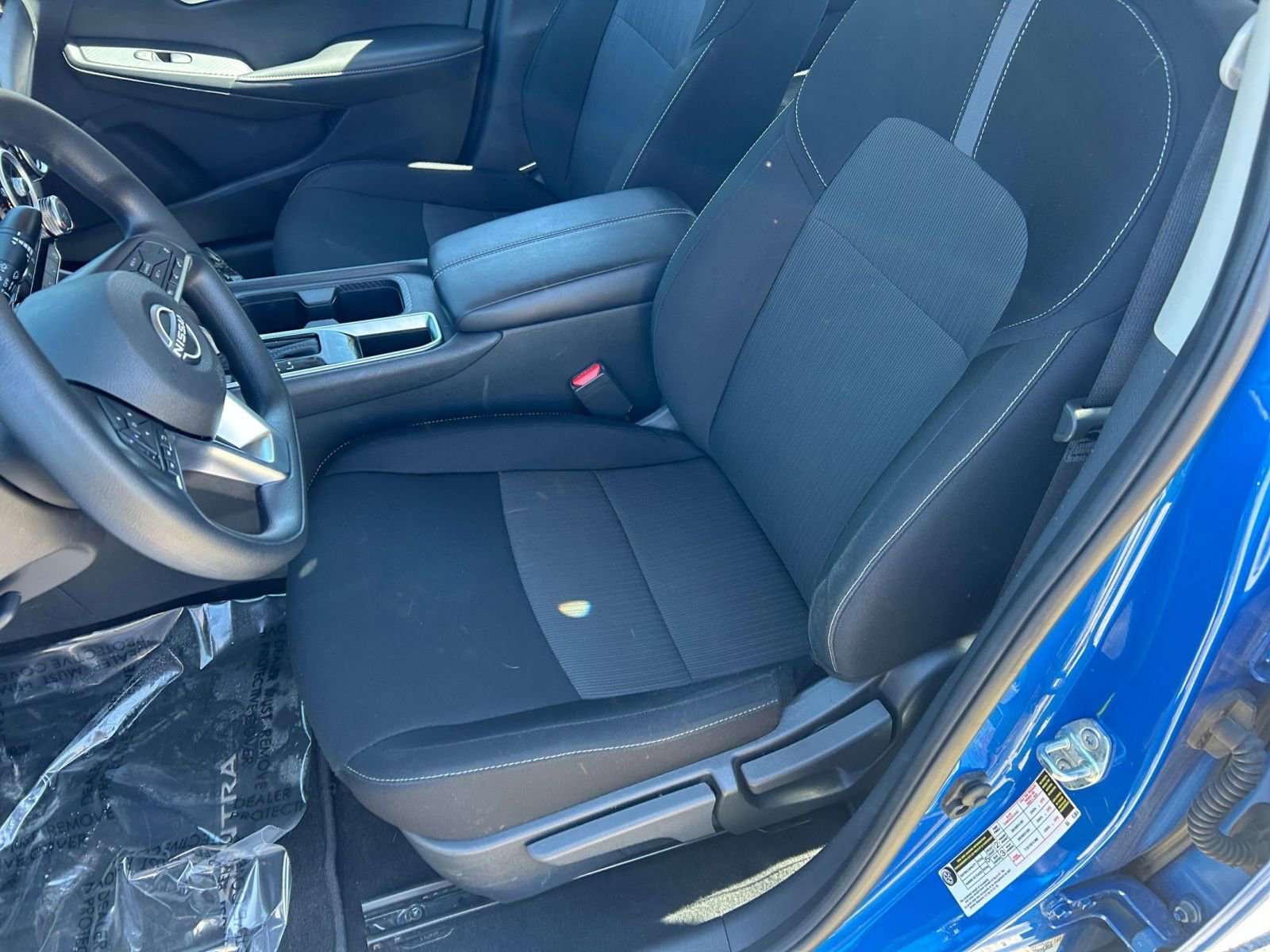 Used 2025 Nissan Sentra SV FWD image 34