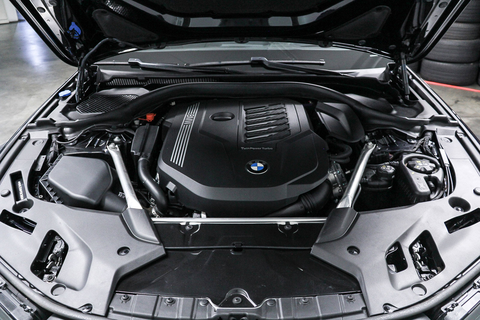 Used 2023 BMW 540i w/ M Sport Package RWD image 27