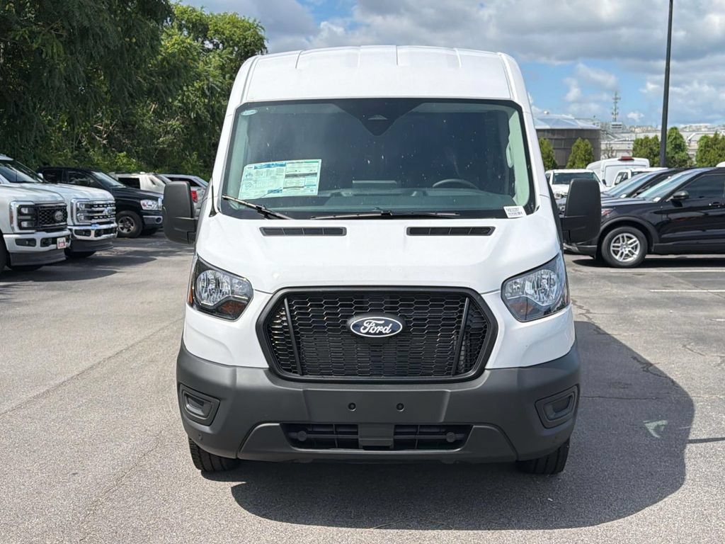 New 2026 Ford Transit 250 148 Medium Roof RWD image 9