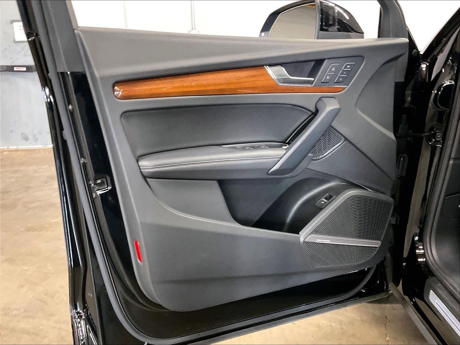 Certified 2023 Audi Q5 2.0T Premium Plus image 22