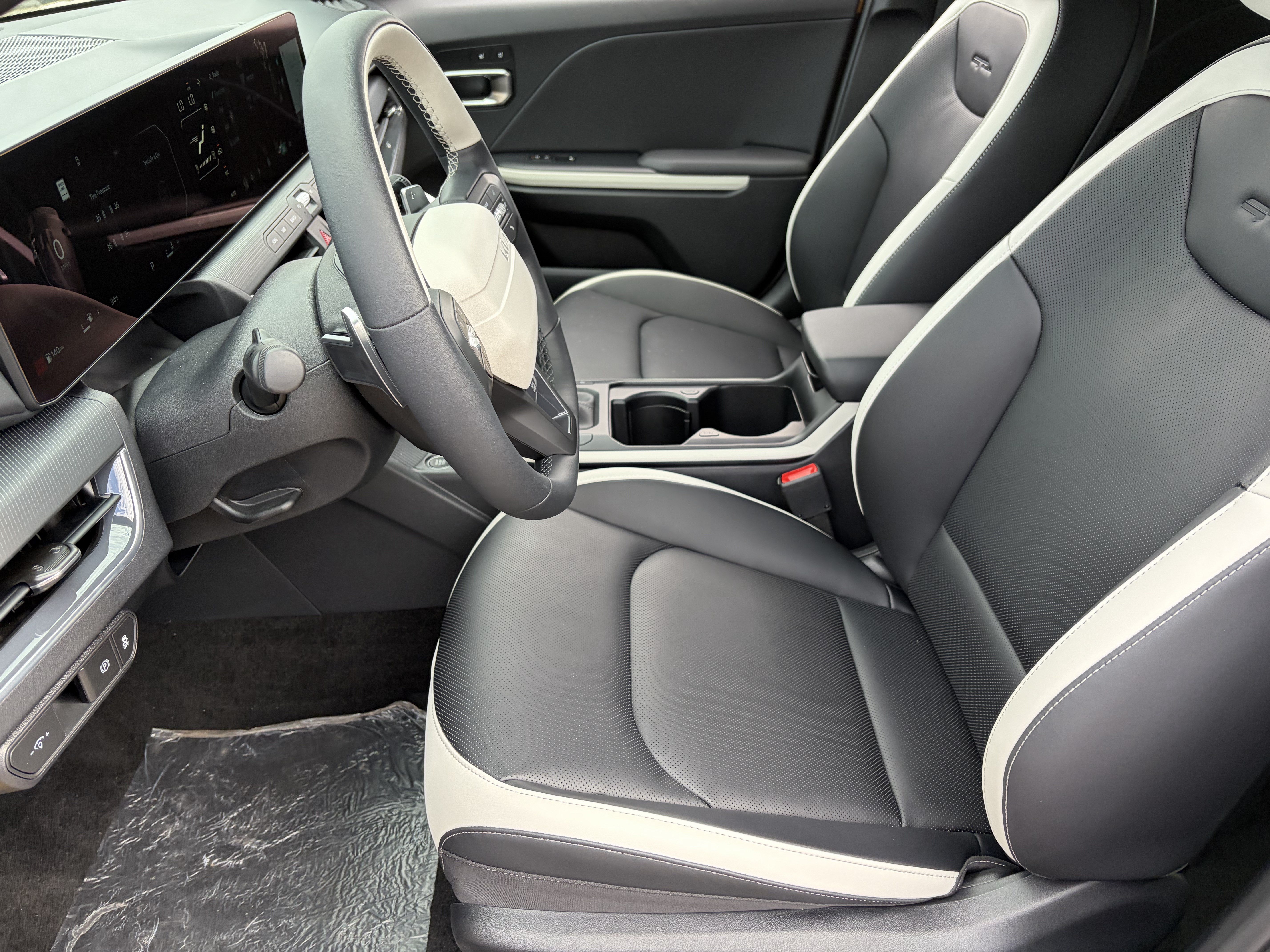 New 2026 Kia K4 GT-Line Turbo w/ GT-Line Premium Package FWD image 17