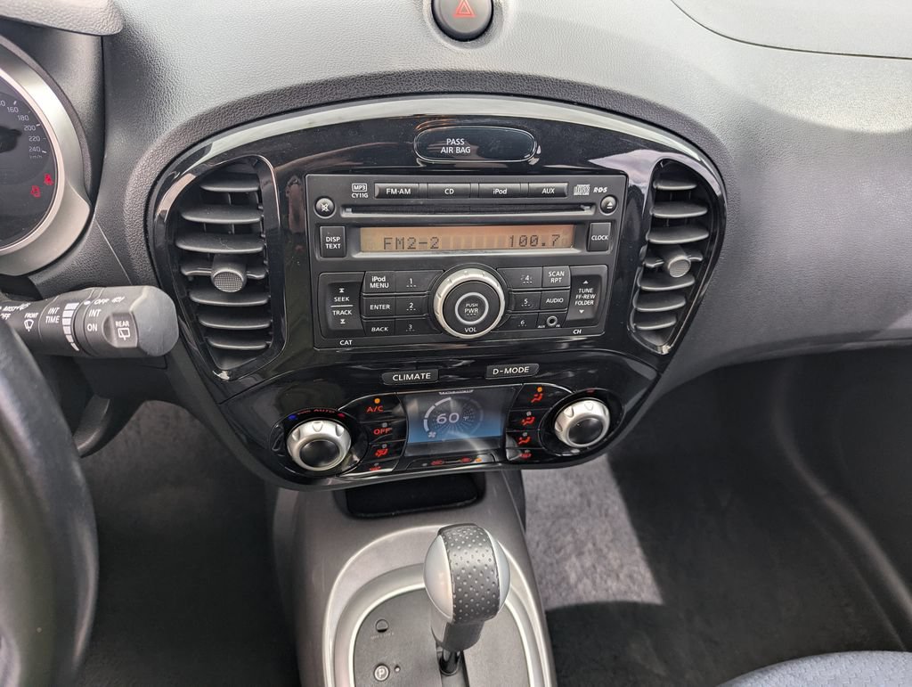 Used 2014 Nissan Juke SV AWD/4WD image 15