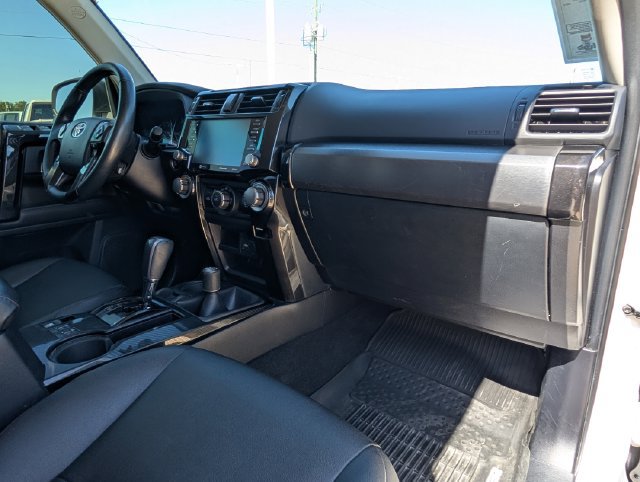 Used 2020 Toyota 4Runner Venture AWD/4WD image 50