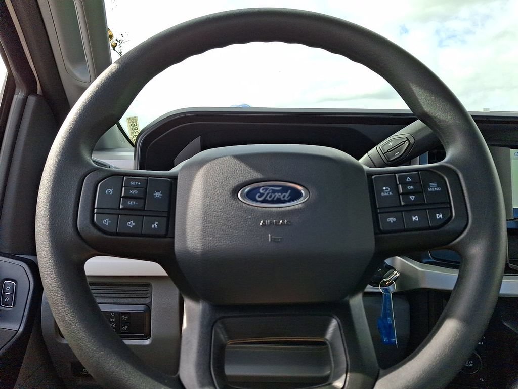 New 2025 Ford F350 XL AWD/4WD image 8