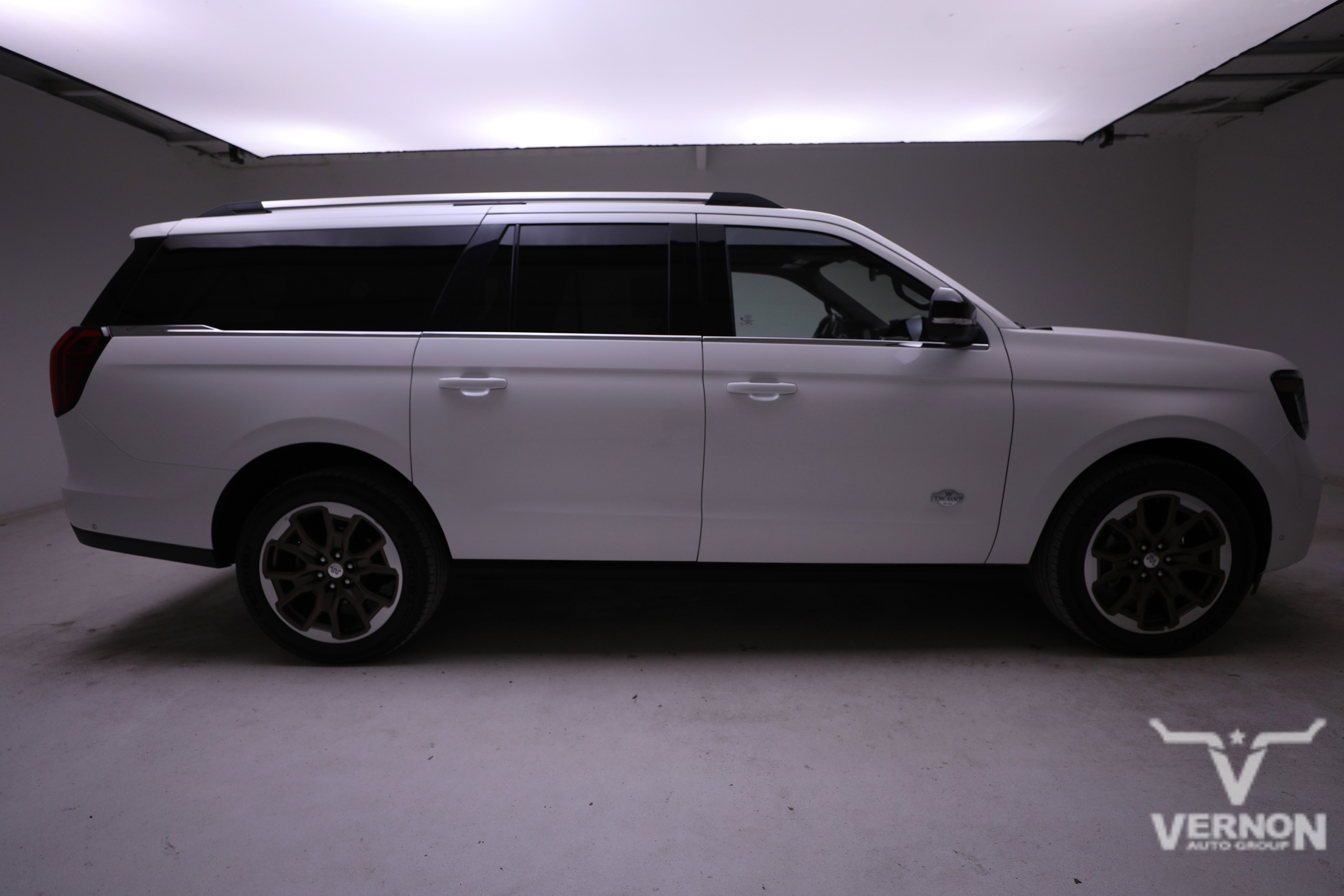 Used 2025 Ford Expedition Max King Ranch image 5