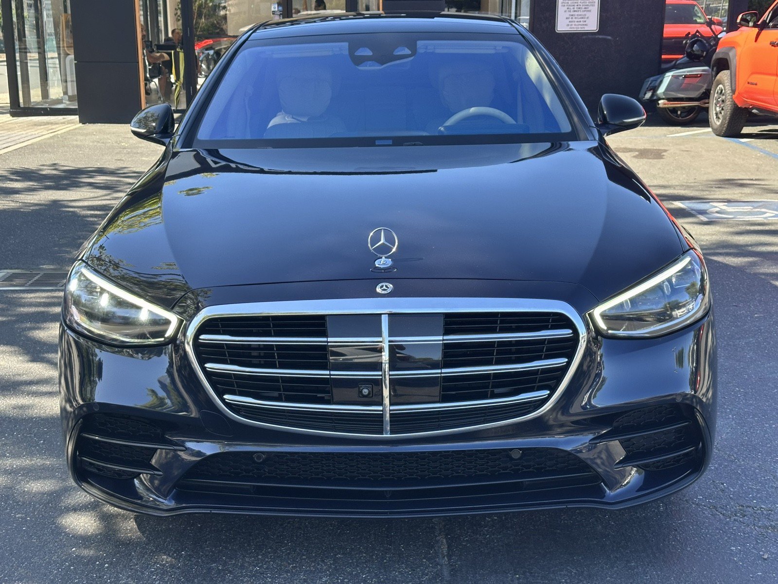Used 2022 Mercedes-Benz S 500 4MATIC image 5