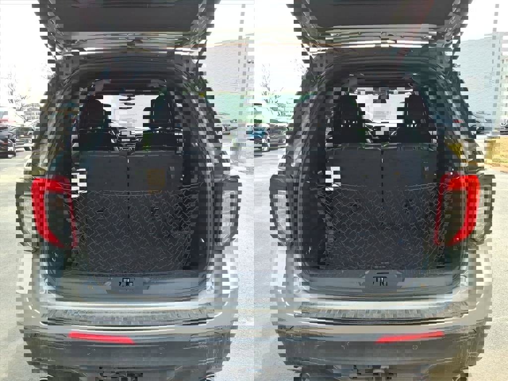 Used 2024 Ford Explorer ST-Line w/ Class IV Trailer Tow Package image 25