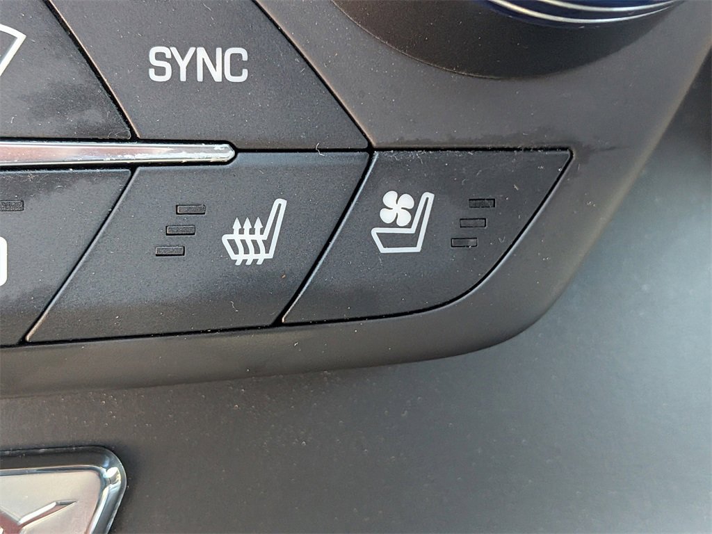 Used 2017 Chevrolet Corvette Stingray Convertible image 23