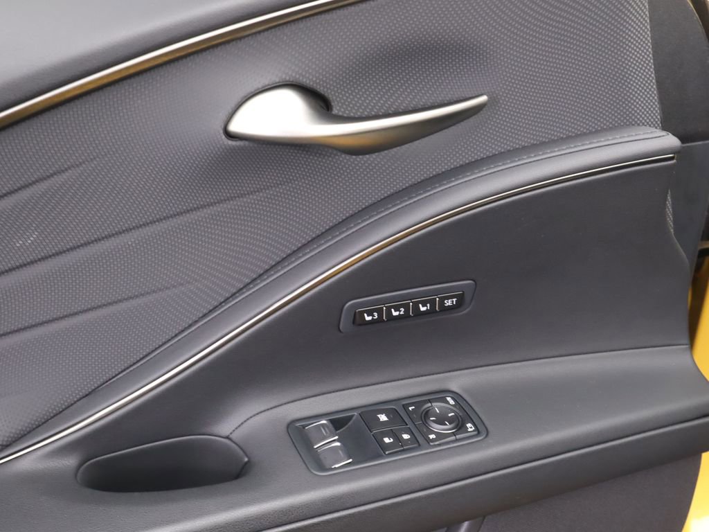 Used 2021 Lexus LC 500 Convertible image 31