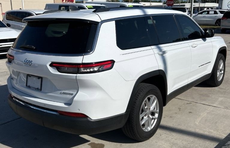 Used 2021 Jeep Grand Cherokee L Laredo w/ Luxury Tech Group I RWD image 5