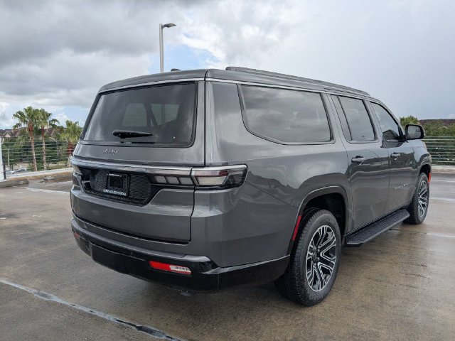 New 2026 Jeep Grand Wagoneer L 2WD image 4