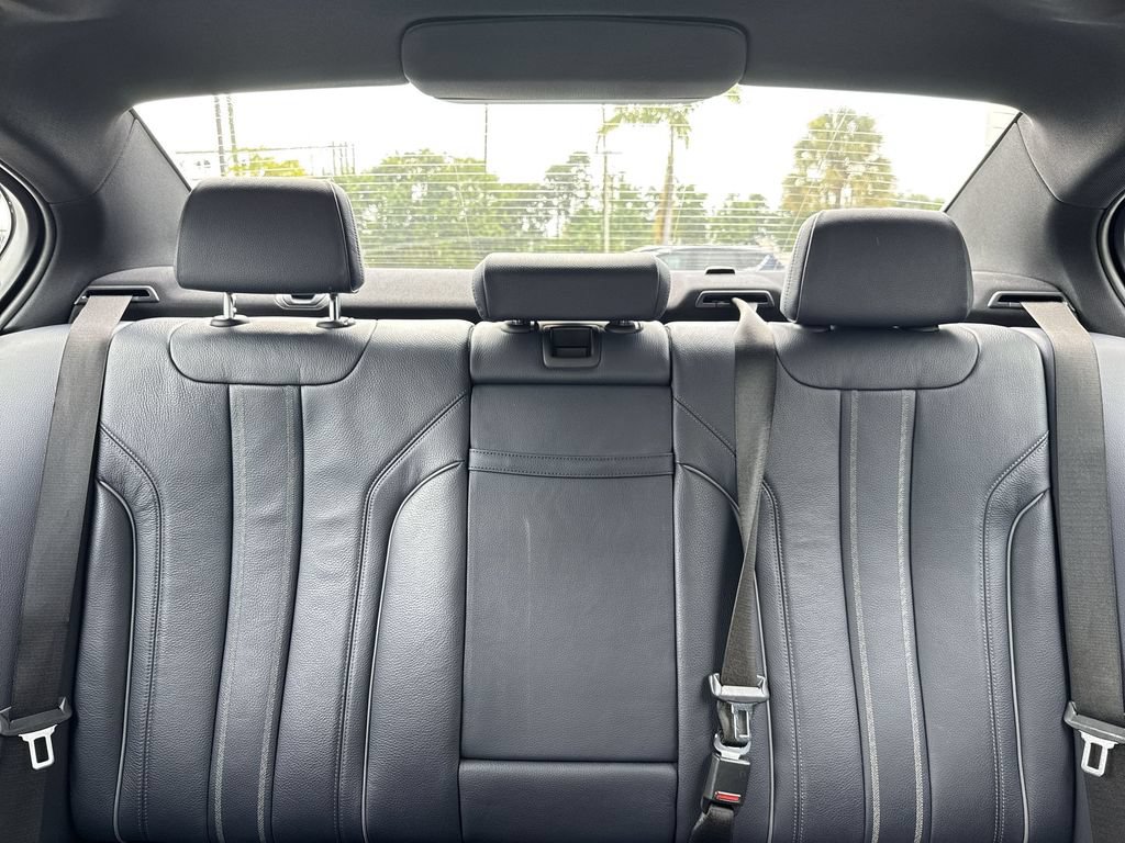 Used 2019 BMW 530i xDrive w/ Convenience Package AWD/4WD image 18