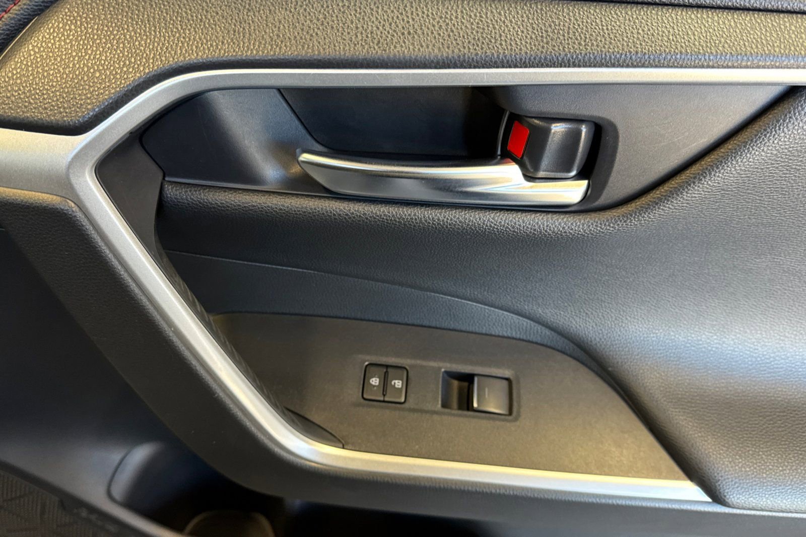 Certified 2023 Toyota RAV4 XSE w/ Weather Package AWD/4WD image 24