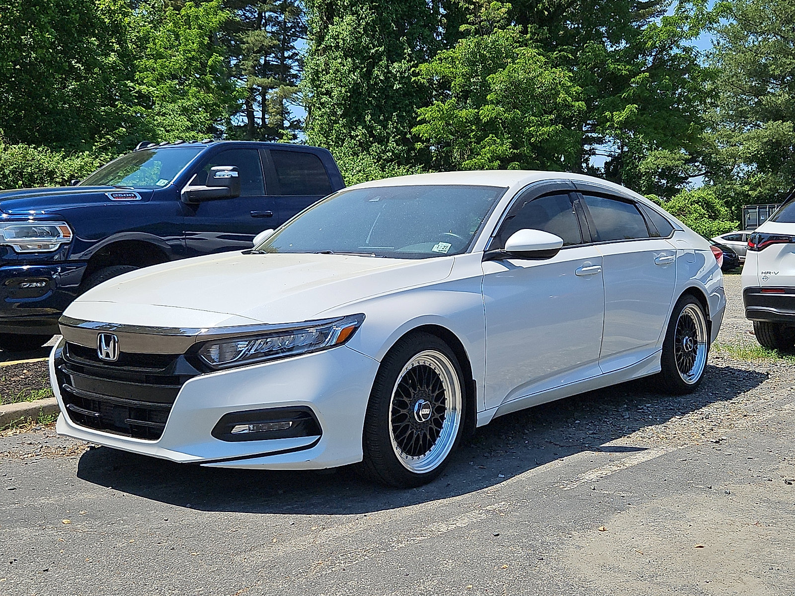 Used 2018 Honda Accord Sport image 3