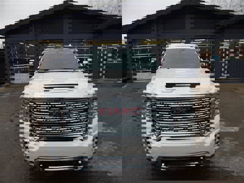 Used 2021 GMC Sierra 3500 Denali w/ Denali Ultimate Package image 5