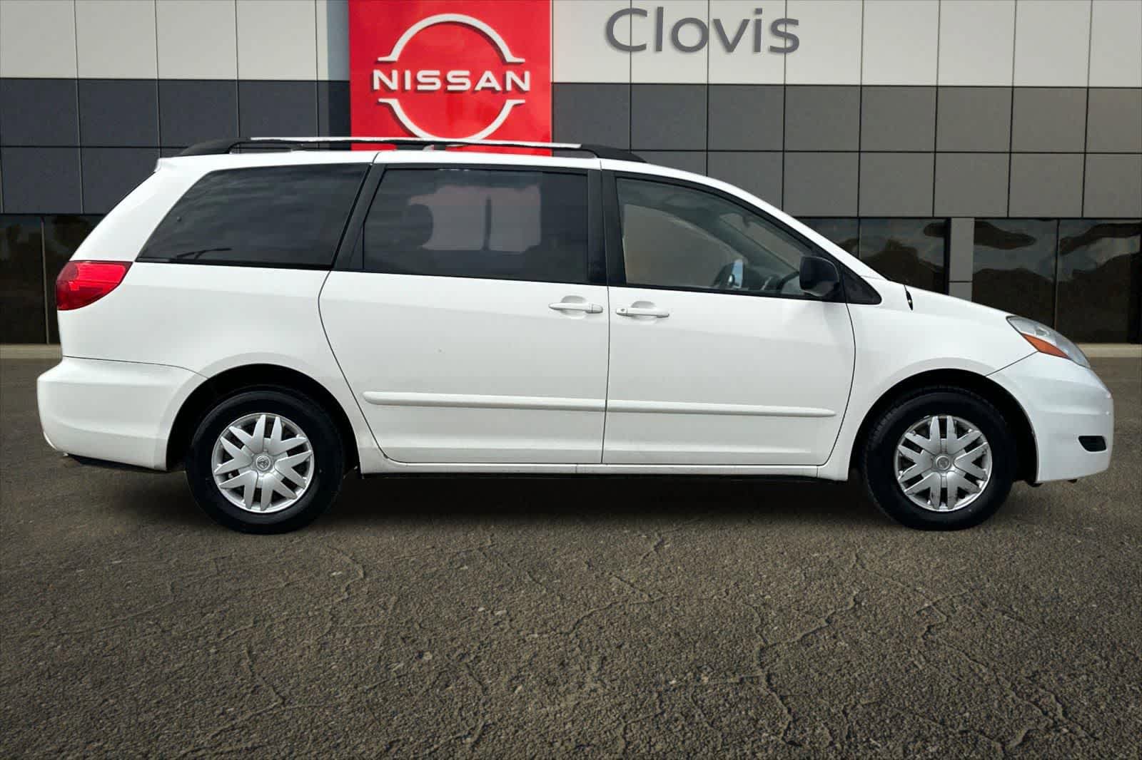 Used 2008 Toyota Sienna CE FWD image 9