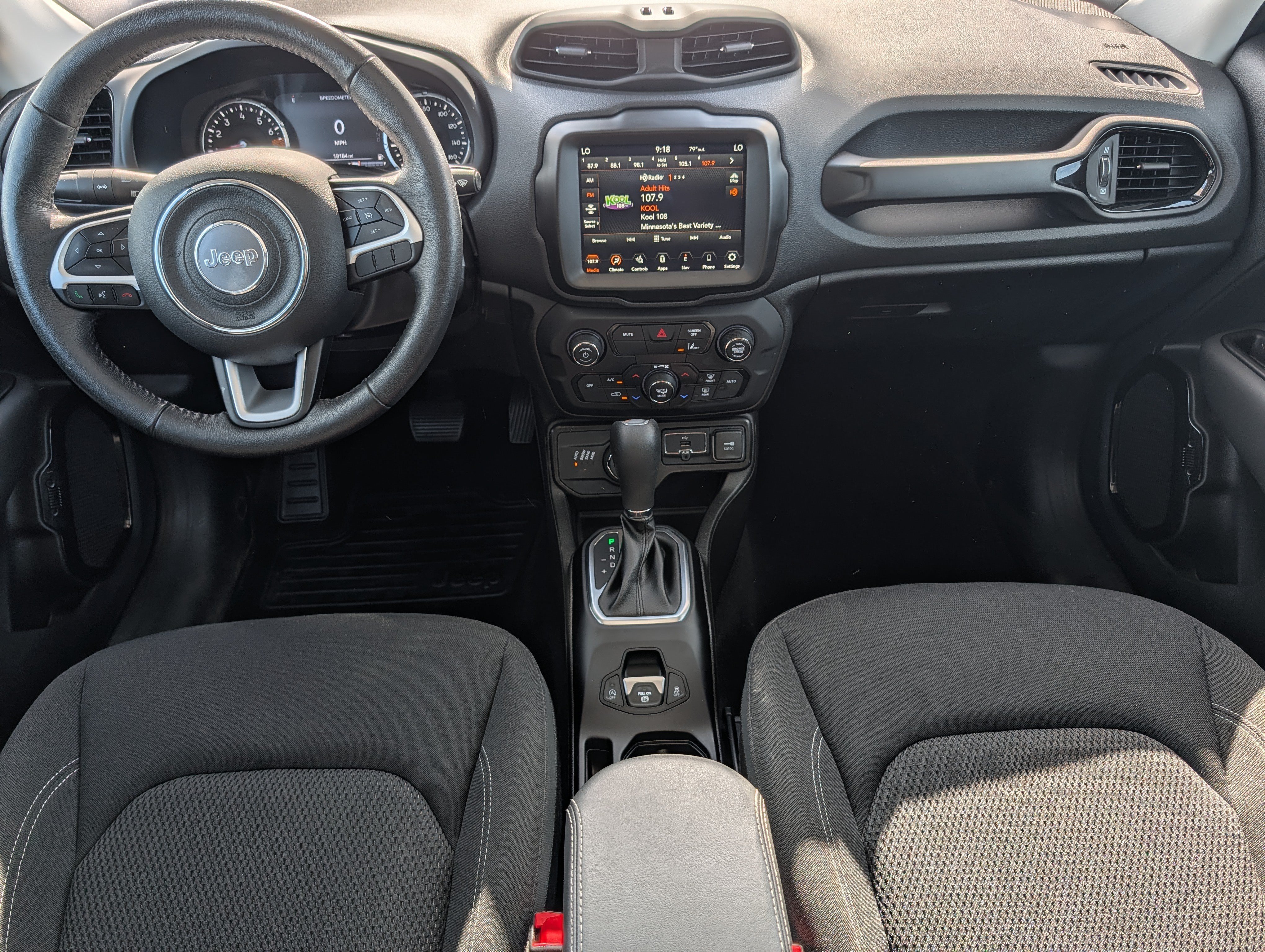 Used 2023 Jeep Renegade Altitude w/ Sun/Sound Group AWD/4WD image 10
