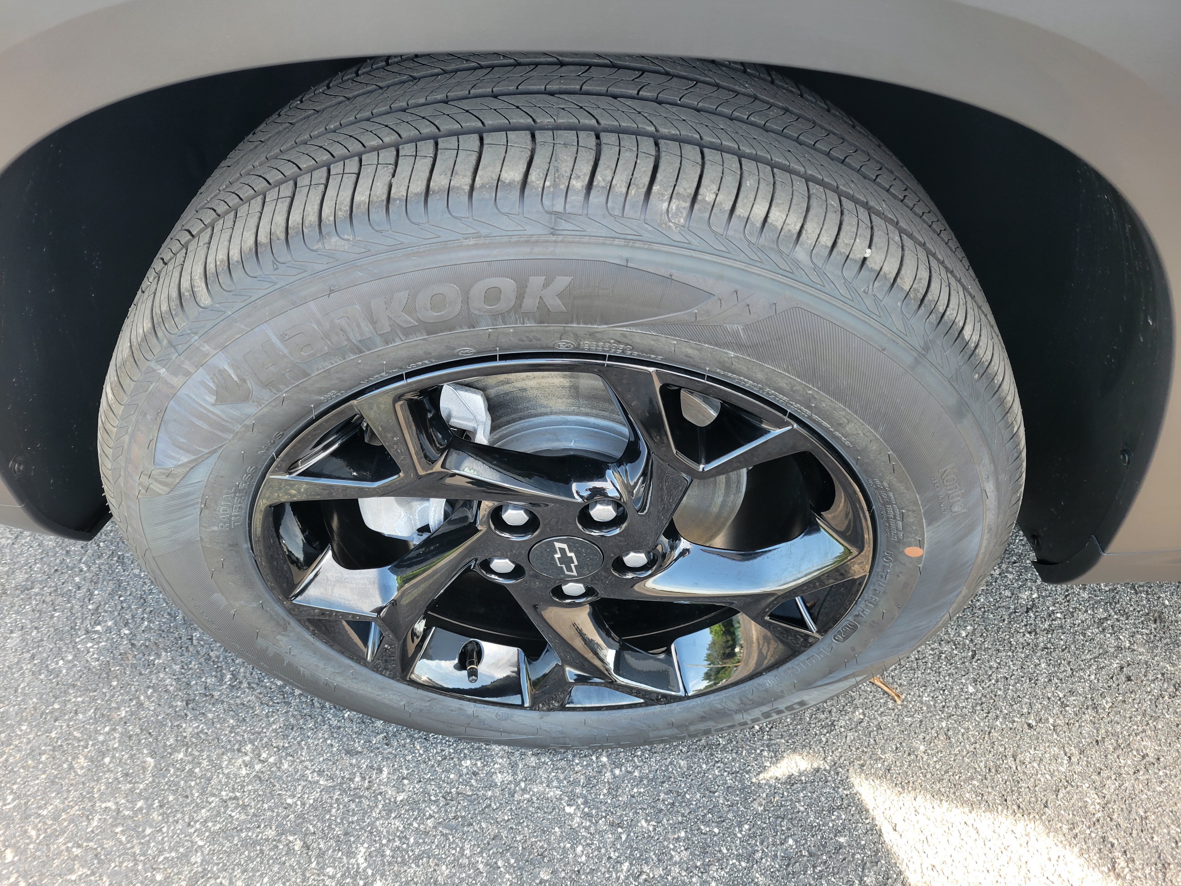 New 2026 Chevrolet Trax LT w/ Driver Confidence Package FWD image 32