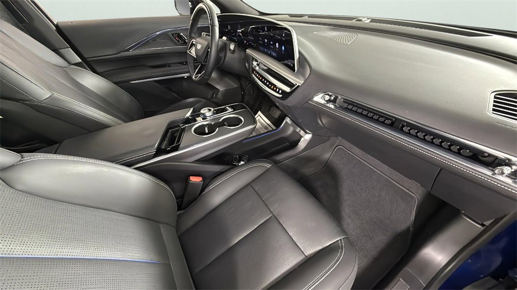 Used 2024 Cadillac Lyriq Luxury image 53