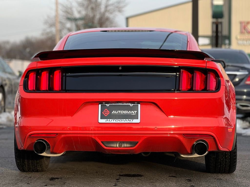 Used 2016 Ford Mustang Coupe image 6