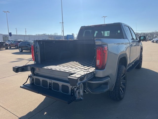 Used 2025 GMC Sierra 1500 AT4 w/ AT4 Premium Package image 4