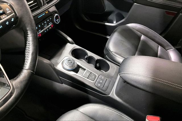 Used 2021 Ford Escape Titanium image 18