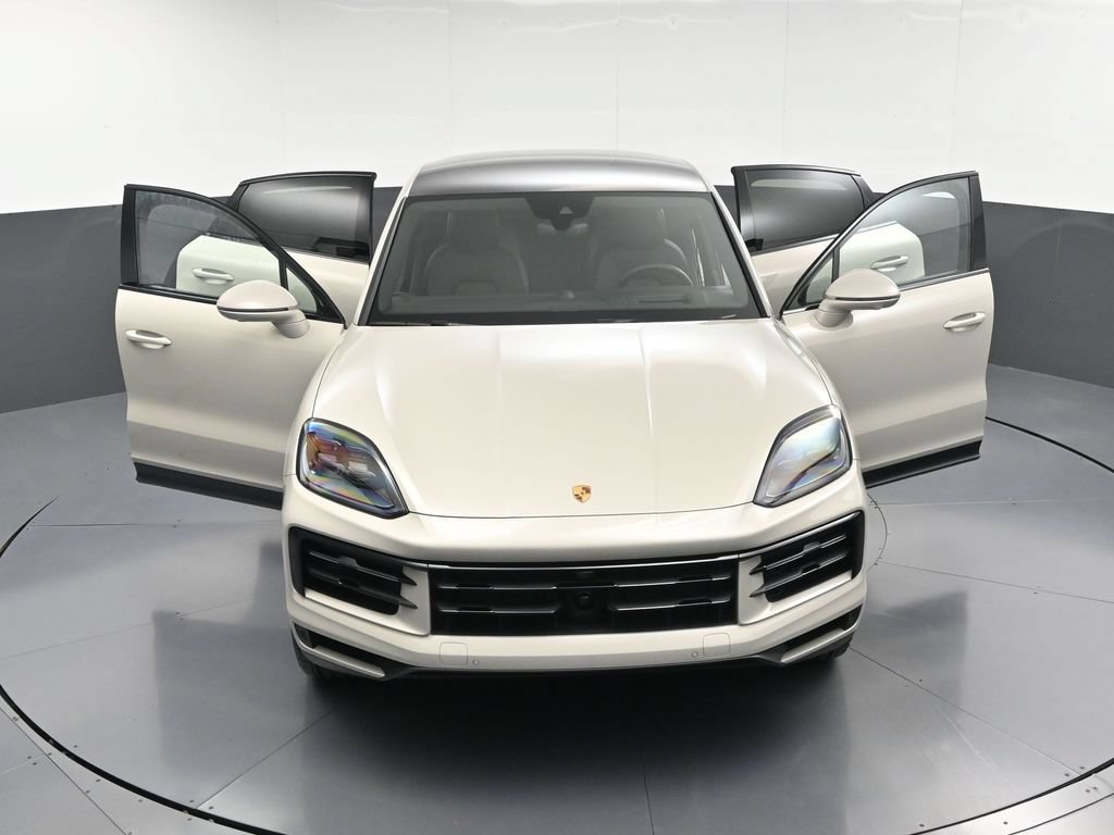 Certified 2026 Porsche Cayenne S AWD/4WD image 34