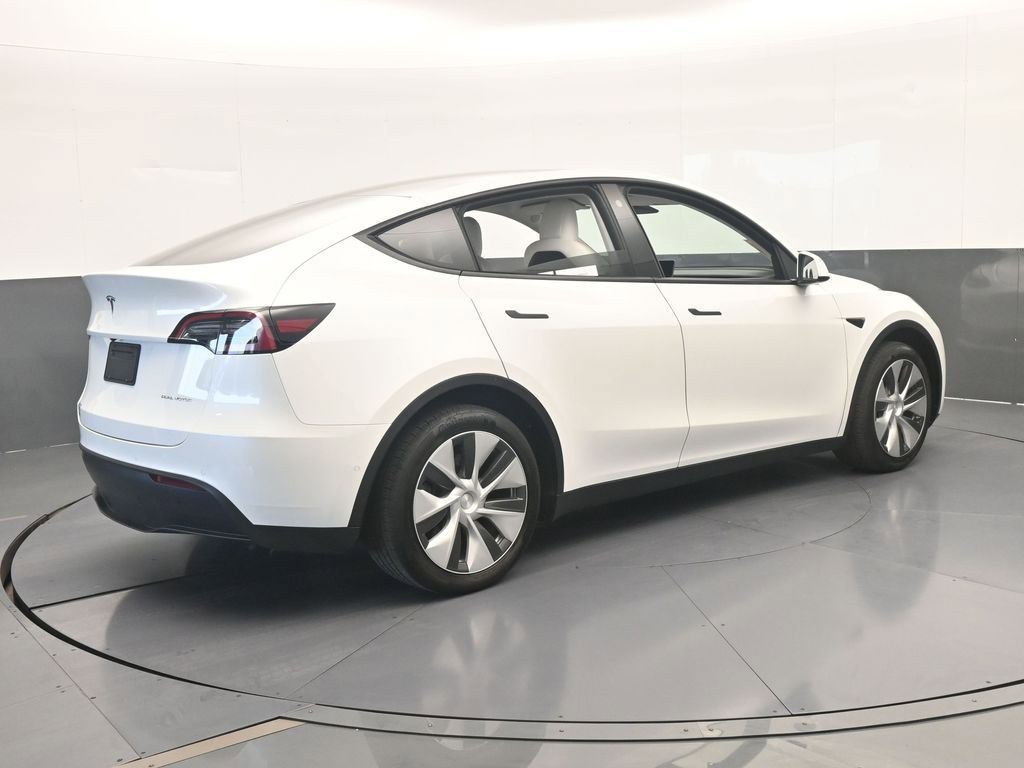 Used 2021 Tesla Model Y Long Range AWD/4WD image 6
