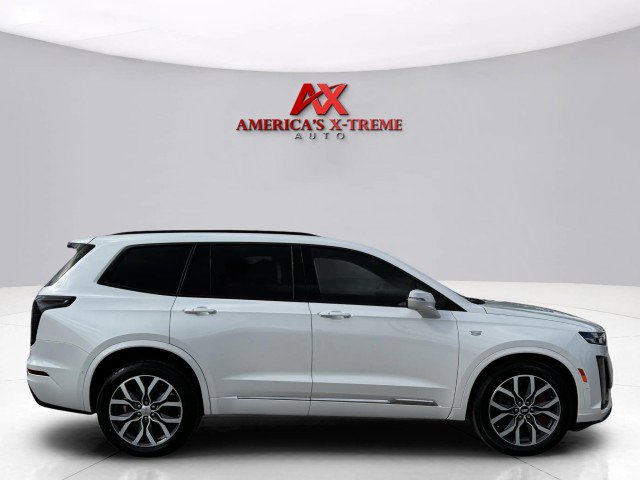 Used 2024 Cadillac XT6 Sport w/ Technology Package image 6