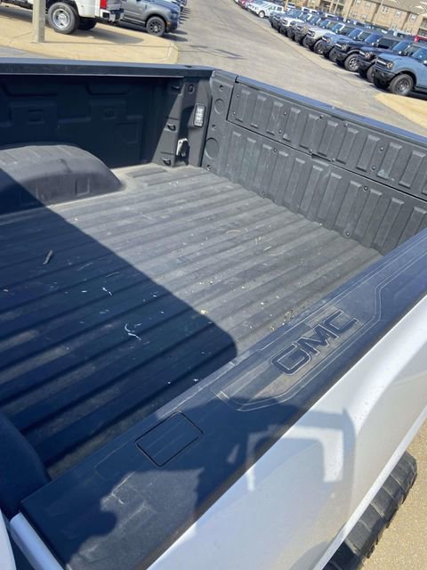 Used 2024 GMC Sierra 2500 AT4 w/ AT4 Premium Plus Package image 8