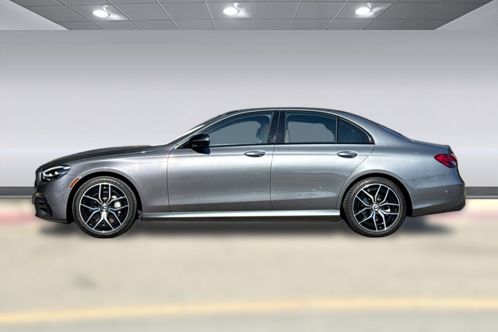 Certified 2022 Mercedes-Benz E 350 Sedan image 2