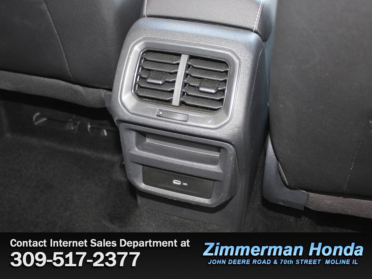 Used 2023 Volkswagen Taos SE AWD/4WD image 9