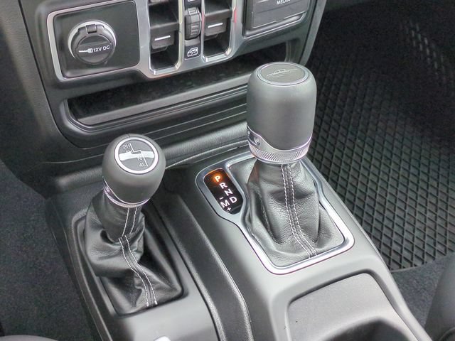 Used 2023 Jeep Gladiator Overland AWD/4WD image 25