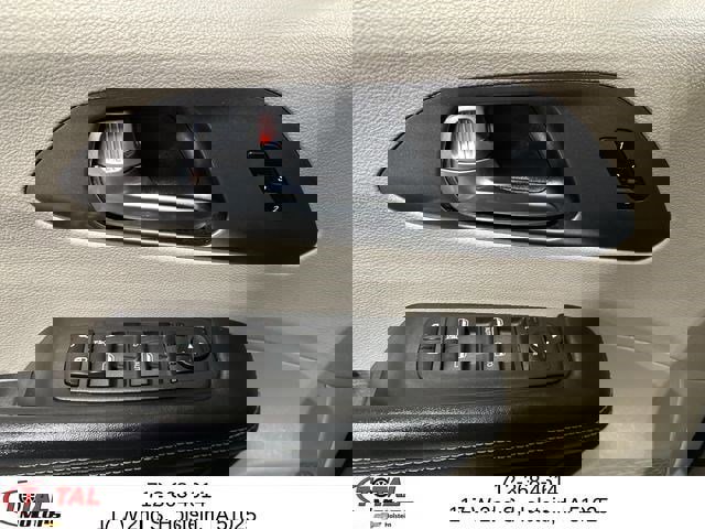 Used 2024 Chrysler Pacifica Touring-L image 10